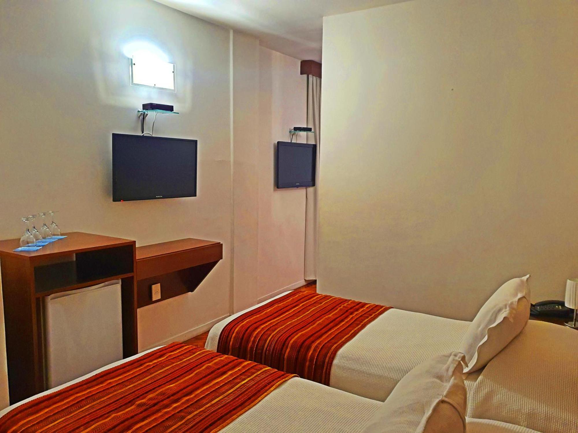 Hotel America Montevideo Zimmer foto